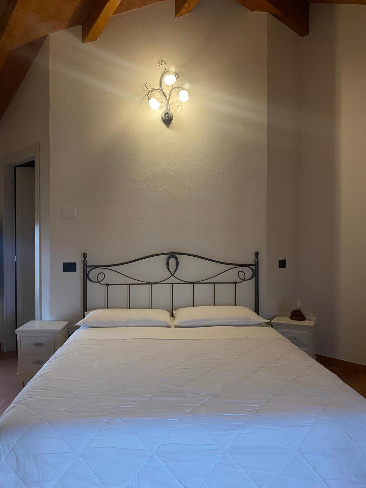 B&B Molinetto Piacenza Bagian luar foto