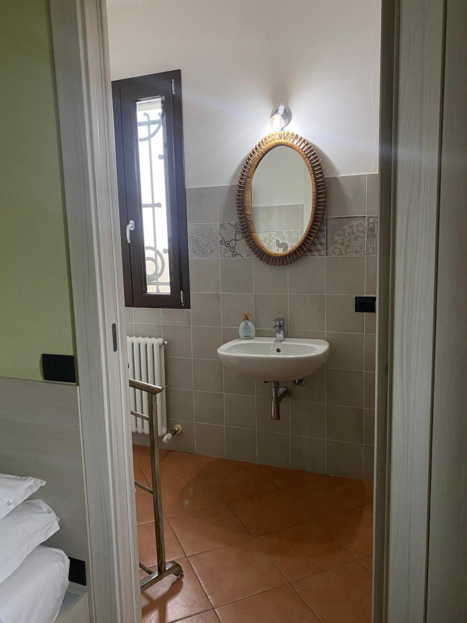 B&B Molinetto Piacenza Bagian luar foto